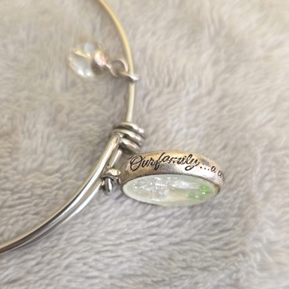 #031 Silver Charm Bracelet with Green Accents - Picture 3 of 4